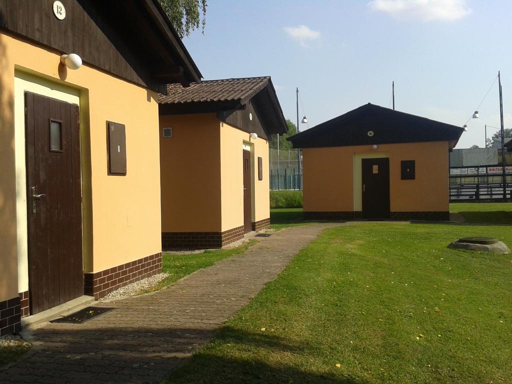 Sportcentrum Dvorak Hluboká nad Vltavou Exterior foto